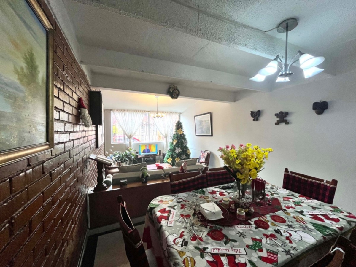 Casa en venta en Castilla, Bogotá · foto 5 de 24