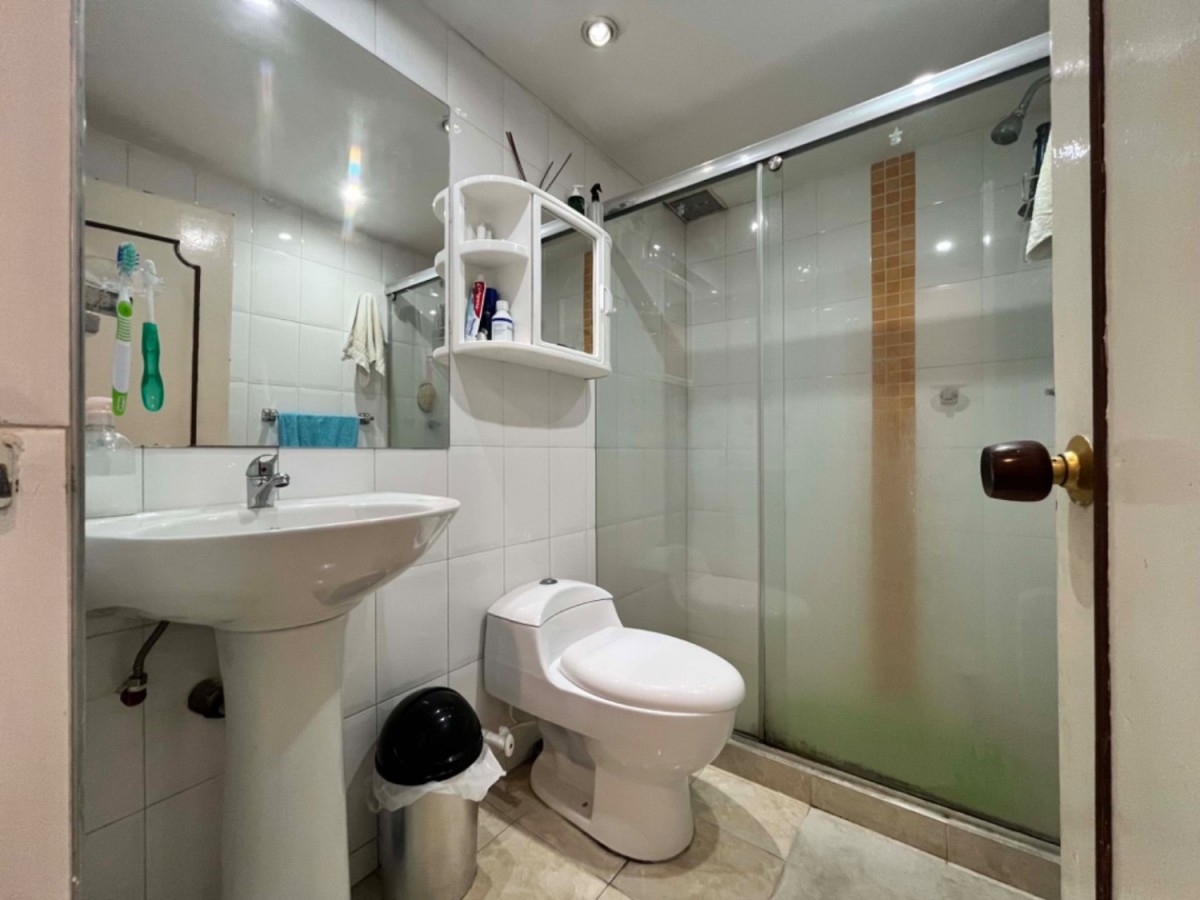 Casa en venta en Castilla, Bogotá · foto 18 de 24