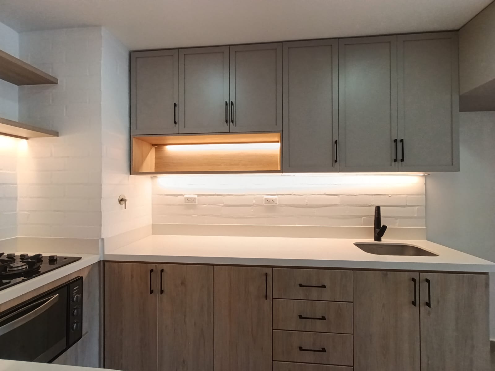 1BR Apartment in Loma del Esmeraldal (64 m²) - 3