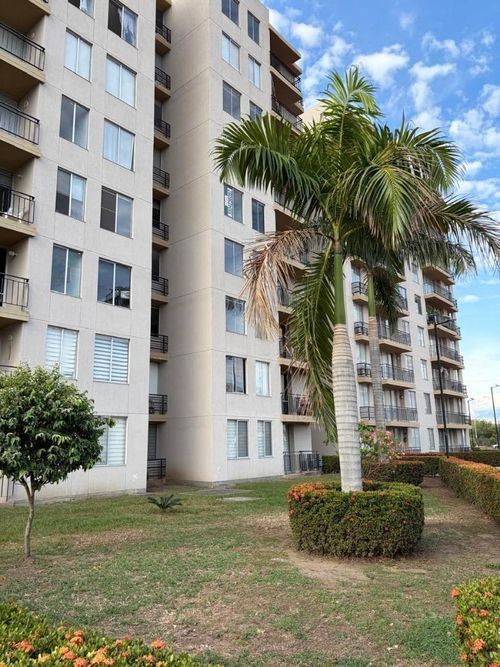 Apartamento de 2 alcobas en venta en Las Palmas, Ricaurte, 54 m² · foto 2 de 23