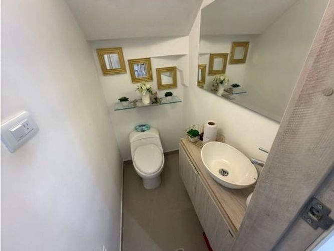 Casa de 3 alcobas en venta en El Castillo, Jamundí, 240 m² · foto 7 de 24