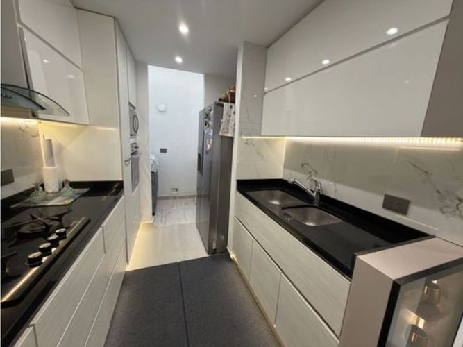 Casa de 3 alcobas en venta en El Castillo, Jamundí, 240 m² · foto 2 de 24
