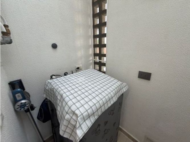 Casa de 3 alcobas en venta en El Castillo, Jamundí, 240 m² · foto 6 de 24