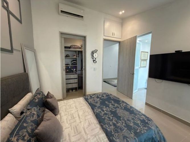 Casa de 3 alcobas en venta en El Castillo, Jamundí, 240 m² · foto 18 de 24