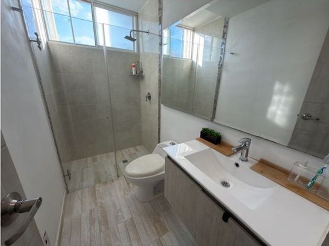 Casa de 3 alcobas en venta en El Castillo, Jamundí, 240 m² · foto 21 de 24