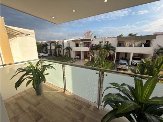 Casa de 3 alcobas en venta en El Castillo, Jamundí, 240 m² · foto 11 de 24