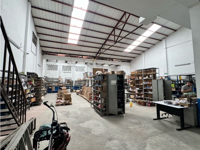 Bodega en venta en Guayaquil, Cali, 849 m² · foto 20 de 24