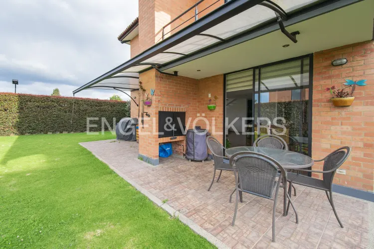 Casa de 4 alcobas en venta en Las Mercedarias, Chía, 329 m² · foto 16 de 20