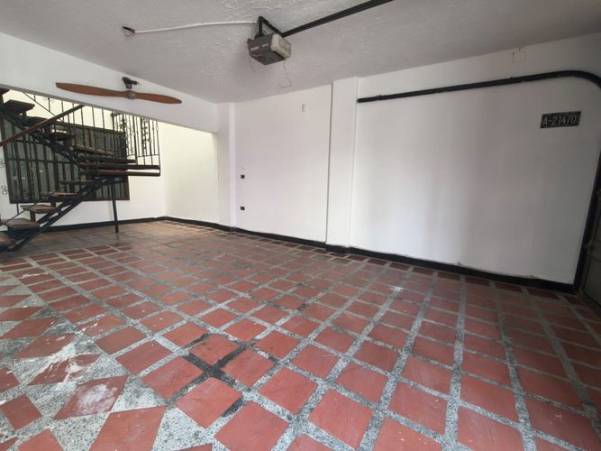 Casa de 7 alcobas en arriendo en La Estacion, Jamundí, 640 m² · foto 2 de 20