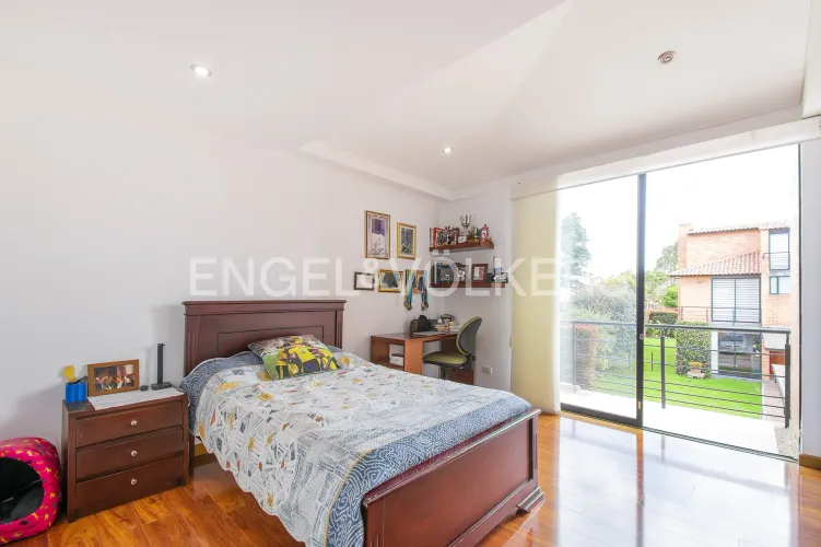 Casa de 4 alcobas en venta en Las Mercedarias, Chía, 329 m² · foto 9 de 20