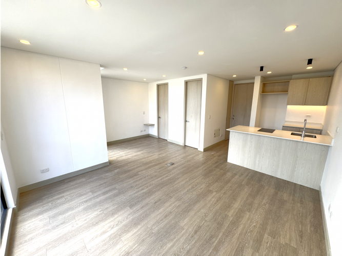 Apartaestudio en venta en Quinta Paredes, Bogotá, 34 m² · foto 1 de 13