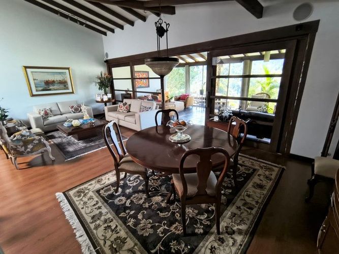 Casa de 7 alcobas en venta en La Tablaza, La Estrella, 900 m² · foto 1 de 24