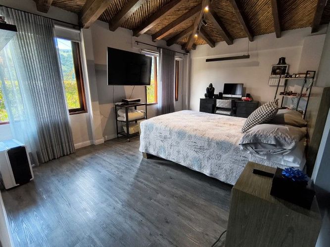 Casa de 7 alcobas en venta en La Tablaza, La Estrella, 900 m² · foto 10 de 24