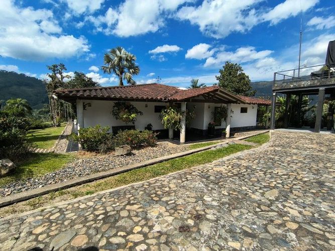 Casa de 7 alcobas en venta en La Tablaza, La Estrella, 900 m² · foto 24 de 24