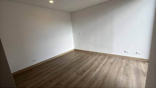 Apartamento en arriendo en Llano Grande, Rionegro · foto 3 de 12