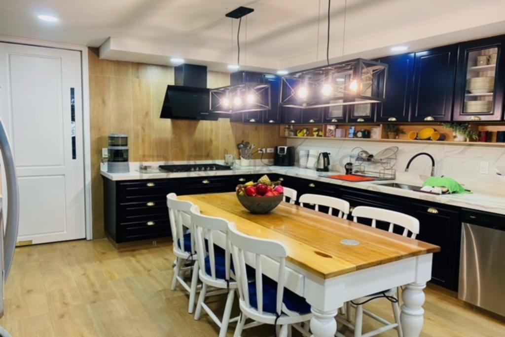 Apartamento en venta en Chico, Bogotá · foto 7 de 16