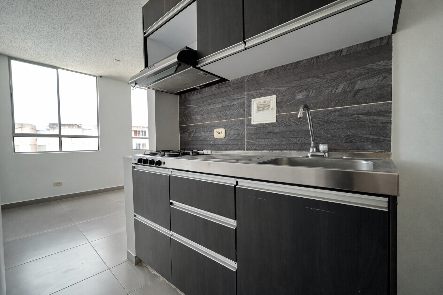 Apartamento en venta en Cr Mapire Hd. Rosablanca, Villavicencio · foto 6 de 13