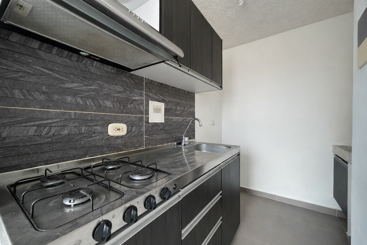 Apartamento en venta en Cr Mapire Hd. Rosablanca, Villavicencio · foto 5 de 13