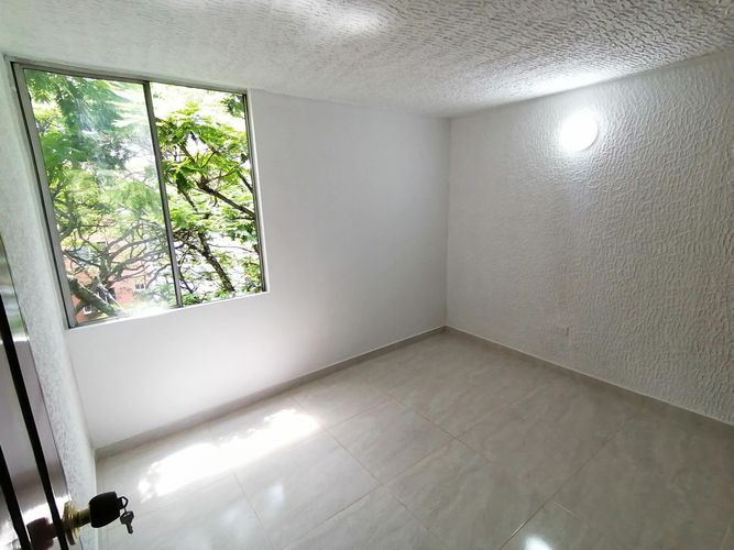 Apartamento en venta en Ciudad Los Alamos, Cali · foto 21 de 24