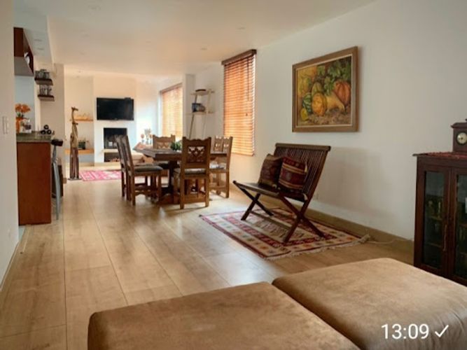 Casa de 4 alcobas en venta en Chico, Bogotá, 178 m² · foto 2 de 23