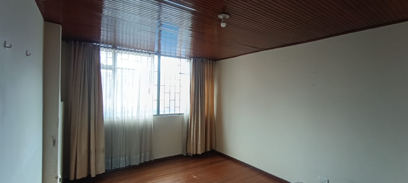 Casa en venta en Bellavista Occidental, Bogotá · foto 9 de 16