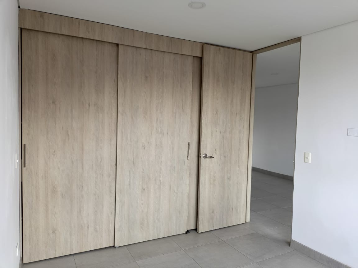 Apartamento en arriendo en Belén, Medellín · foto 7 de 13