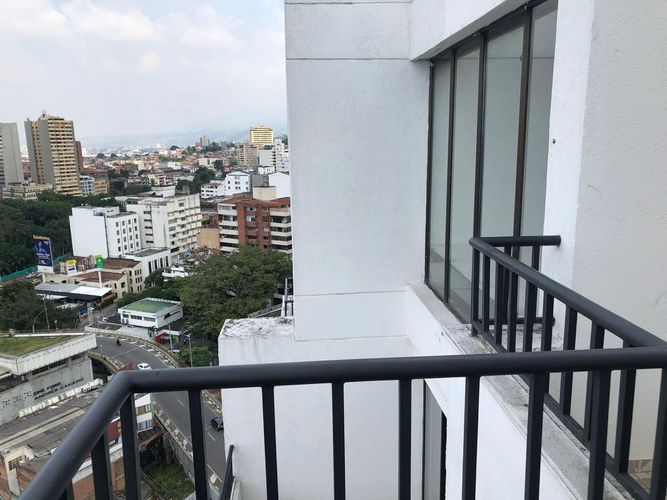 Apartamento de 3 alcobas en venta en Granada, Cali, 127 m² · foto 11 de 16