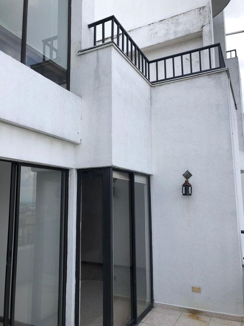 Apartamento de 3 alcobas en venta en Granada, Cali, 127 m² · foto 3 de 16