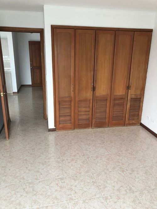 Apartamento de 3 alcobas en venta en Granada, Cali, 127 m² · foto 12 de 16