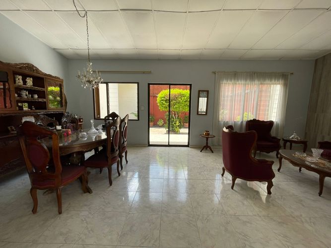 Casa de 4 alcobas en venta en El Bosque, Cali, 407 m² · foto 5 de 24