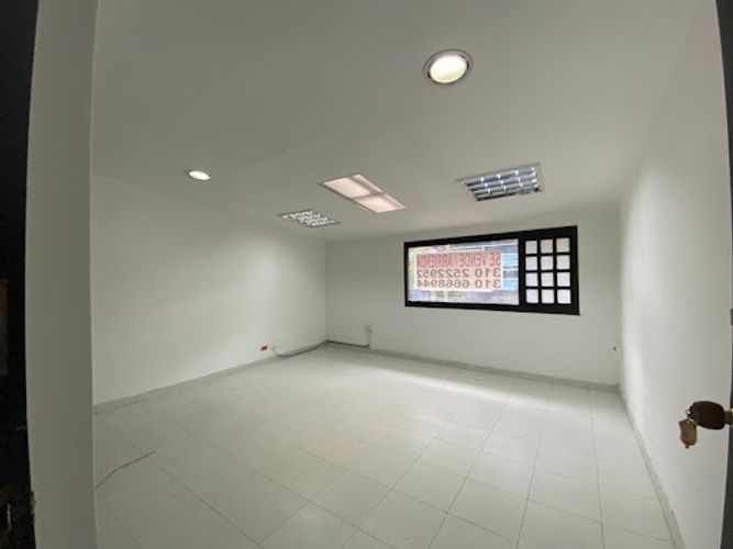 Casa de 5 alcobas en venta en Chicó Reservado, Bogotá, 615 m² · foto 17 de 24