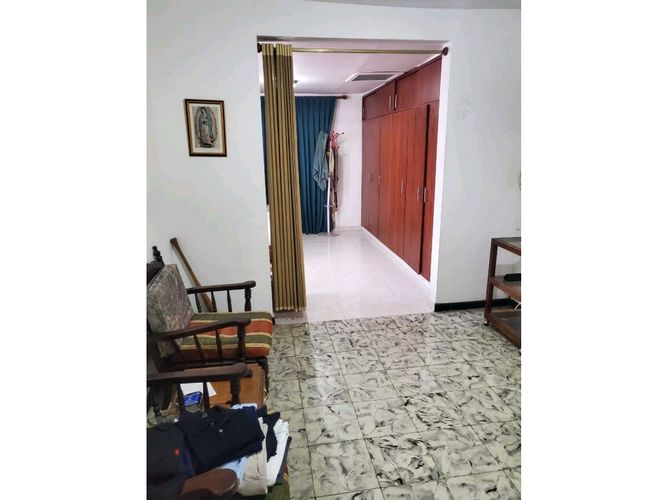 Casa de 4 alcobas en venta en Pampa Linda, Cali, 270 m² · foto 9 de 15