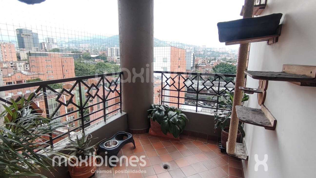Apartamento en venta en El Portal, Envigado · foto 2 de 23