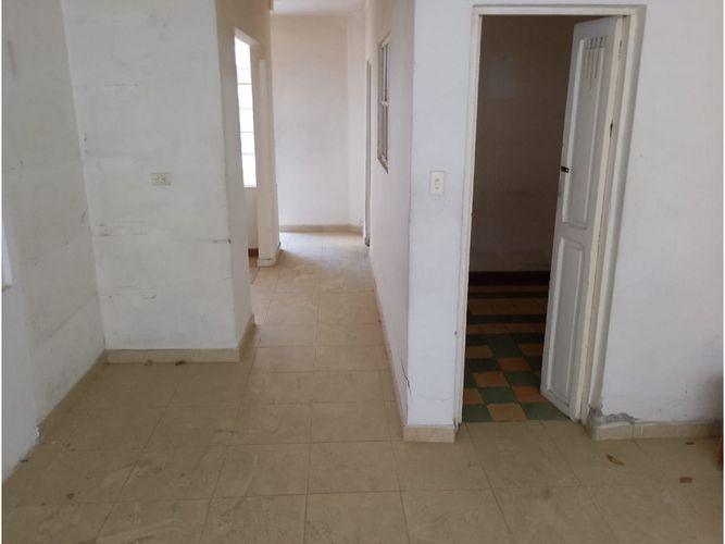 Casa de 3 alcobas en venta en El Salvador, Medellín, 743 m² · foto 14 de 24