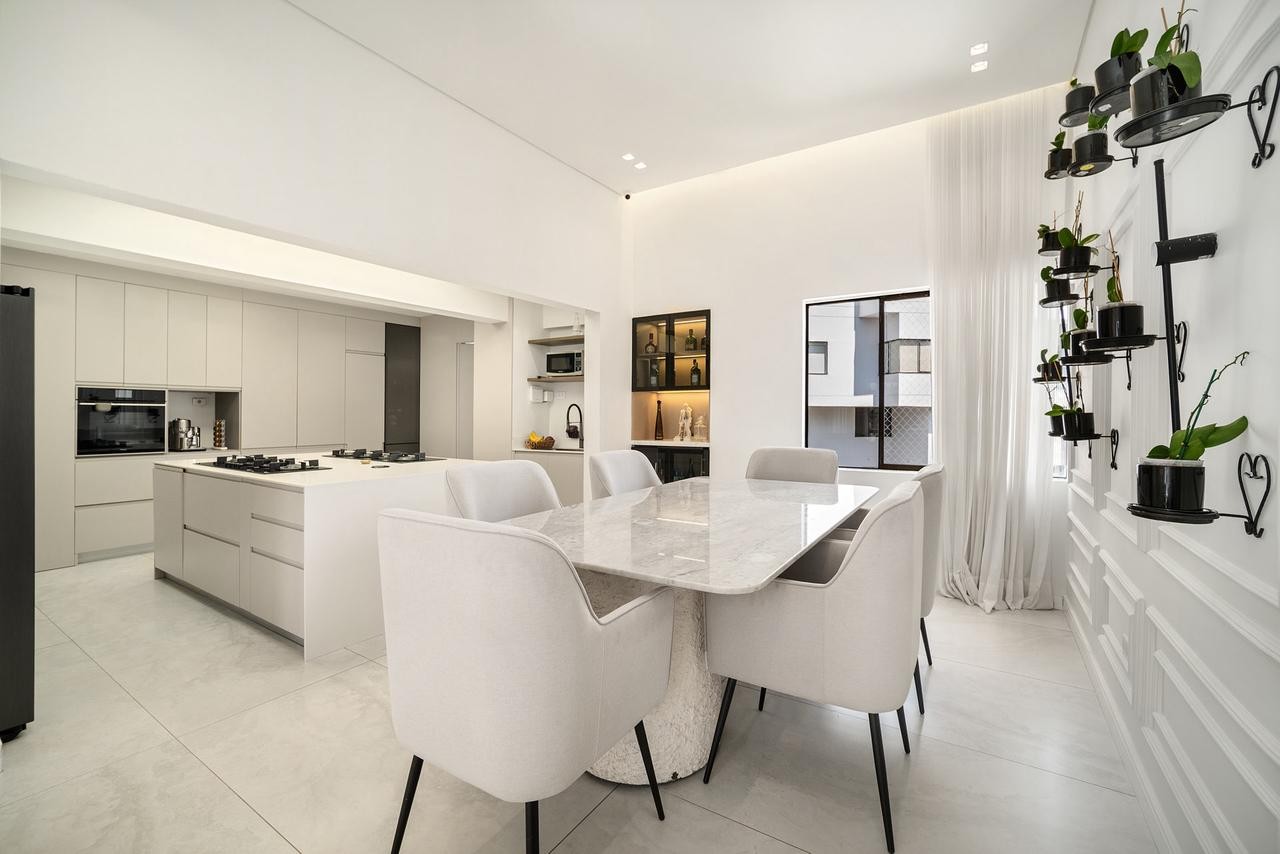 Apartamento en venta en El Poblado, Medellín · foto 10 de 24