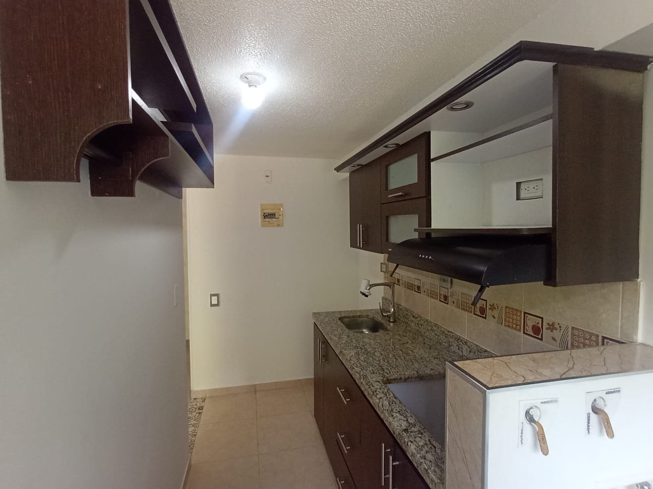 Apartamento en venta en La America, Medellín · foto 3 de 18