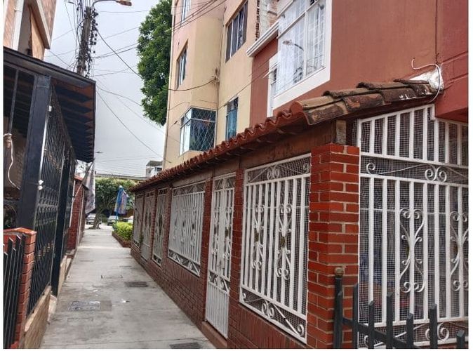 Casa de 3 alcobas en venta en Ciudadela Villamil, Girón · foto 2 de 12