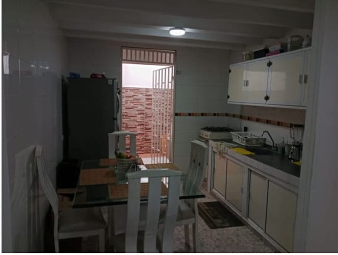 Casa de 3 alcobas en venta en Ciudadela Villamil, Girón · foto 5 de 12
