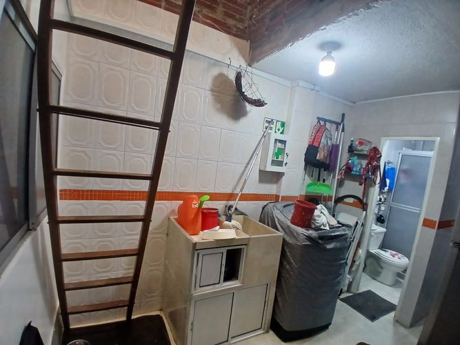 Local en venta en Universidad, Bucaramanga, 133 m² · foto 9 de 17