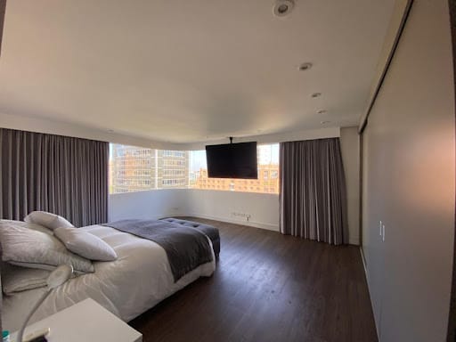 Apartamento de 3 alcobas en venta en Chapinero, Bogotá, 197 m² · foto 2 de 17