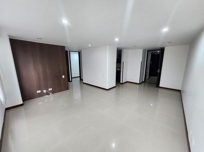 Apartamento de 2 alcobas en venta en Cabecera Del Llano, Bucaramanga, 68 m² · foto 5 de 20