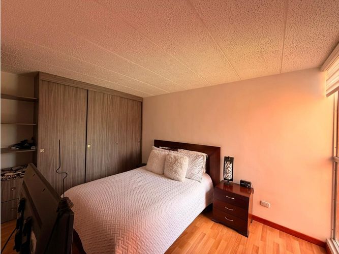 Apartamento de 3 alcobas en venta en Echavarria, Madrid, 67 m² · foto 13 de 14