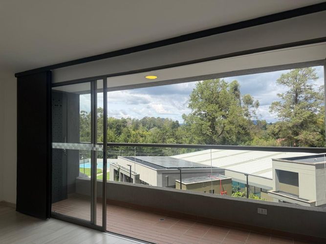 Apartamento de 2 alcobas en venta en Llano Grande, Rionegro, 63 m² · foto 4 de 21