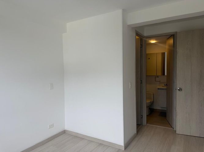 Apartamento de 2 alcobas en venta en Llano Grande, Rionegro, 63 m² · foto 16 de 21