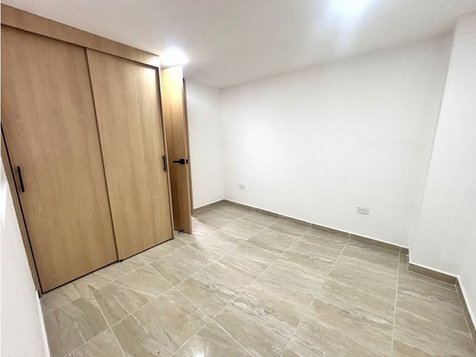 Apartamento de 3 alcobas en venta en Aeroparque Juan Pablo Ii, Medellín, 66 m² · foto 10 de 18