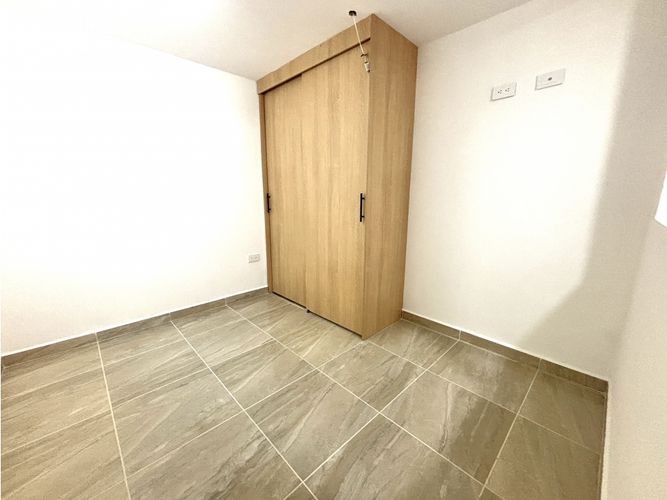 Apartamento de 3 alcobas en venta en Aeroparque Juan Pablo Ii, Medellín, 66 m² · foto 11 de 18