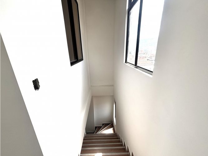 Apartamento de 3 alcobas en venta en Aeroparque Juan Pablo Ii, Medellín, 66 m² · foto 13 de 18