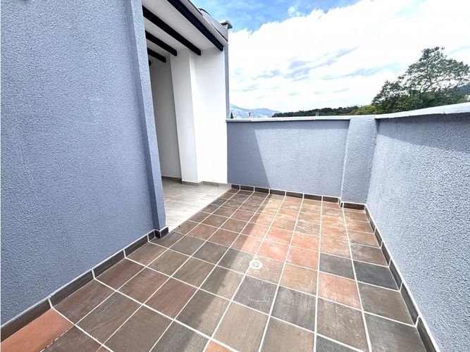 Apartamento de 3 alcobas en venta en Aeroparque Juan Pablo Ii, Medellín, 66 m² · foto 15 de 18