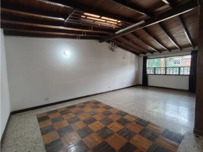Casa de 4 alcobas en venta en Prado, Medellín, 198 m² · foto 5 de 18