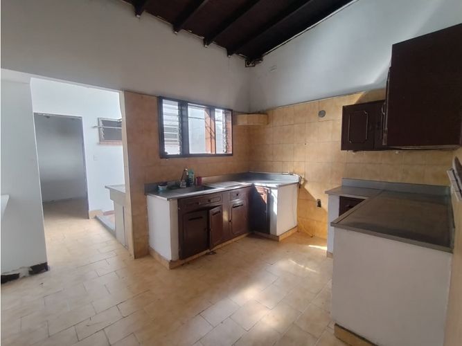 Casa de 4 alcobas en venta en Prado, Medellín, 198 m² · foto 12 de 18
